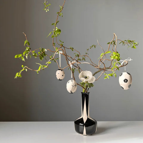 Set de huevos de Pascua y florero 4 piezas HB 352 352 | Decoracion 999